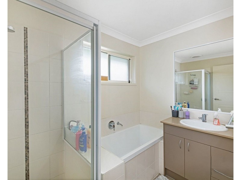 4 Coen Way, Brassall QLD 4305