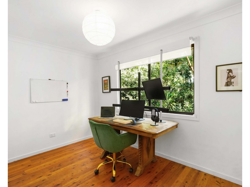4 Kinabalu Drive, Tamborine Mountain QLD 4272