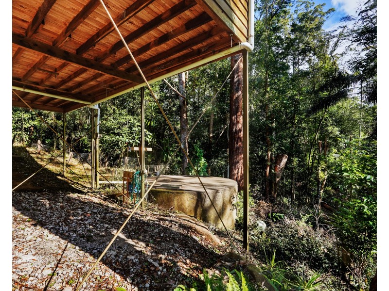 4 Kinabalu Drive, Tamborine Mountain QLD 4272