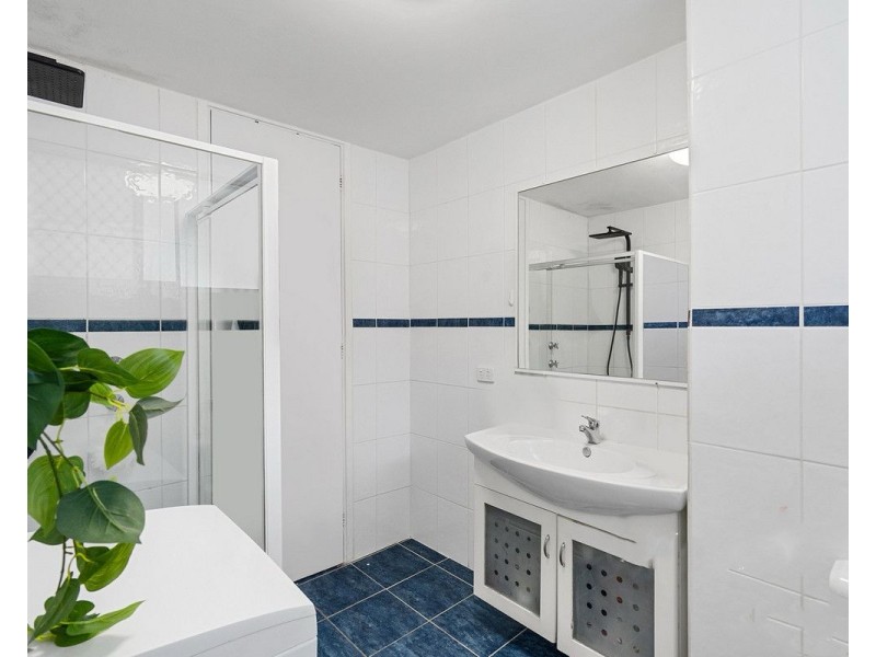 2412/42 Laver Drive, Robina QLD 4226