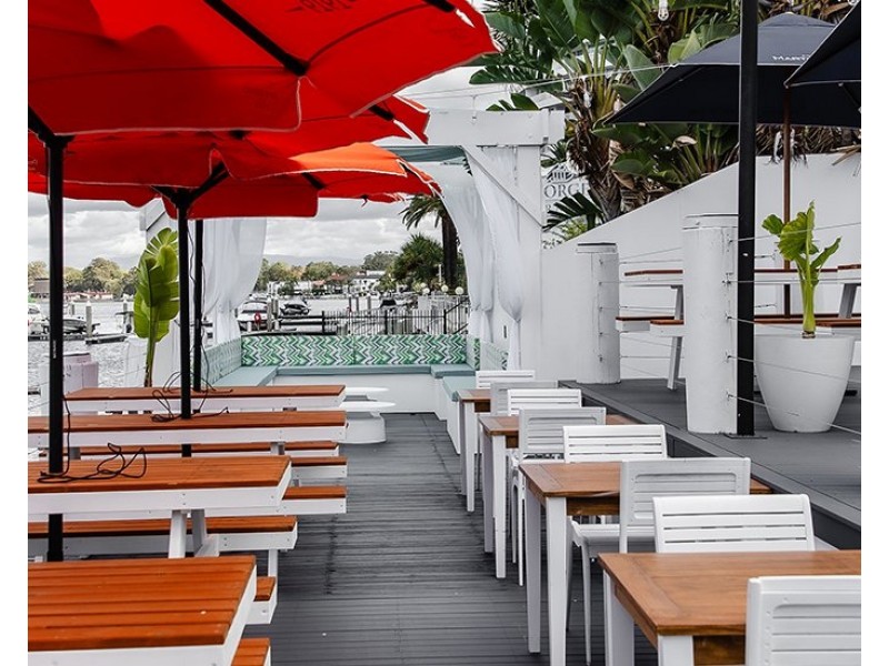 1/114  THE ESPLANANDE, Surfers Paradise QLD 4217