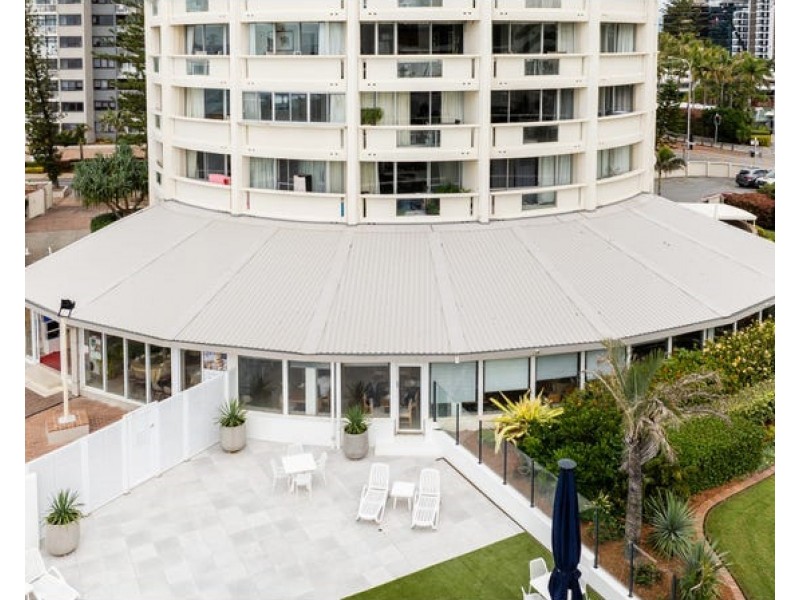 1/114  THE ESPLANANDE, Surfers Paradise QLD 4217