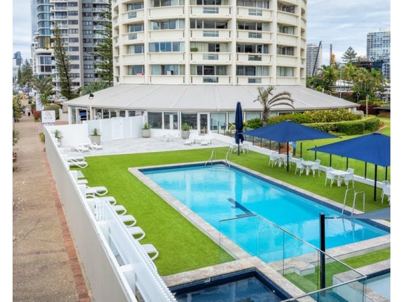 1/114  THE ESPLANANDE, Surfers Paradise QLD 4217