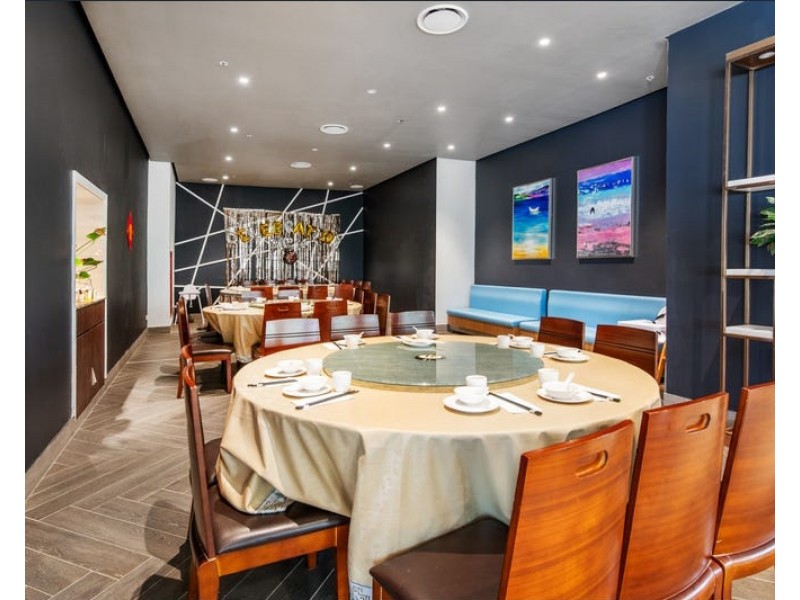 1/114  THE ESPLANANDE, Surfers Paradise QLD 4217