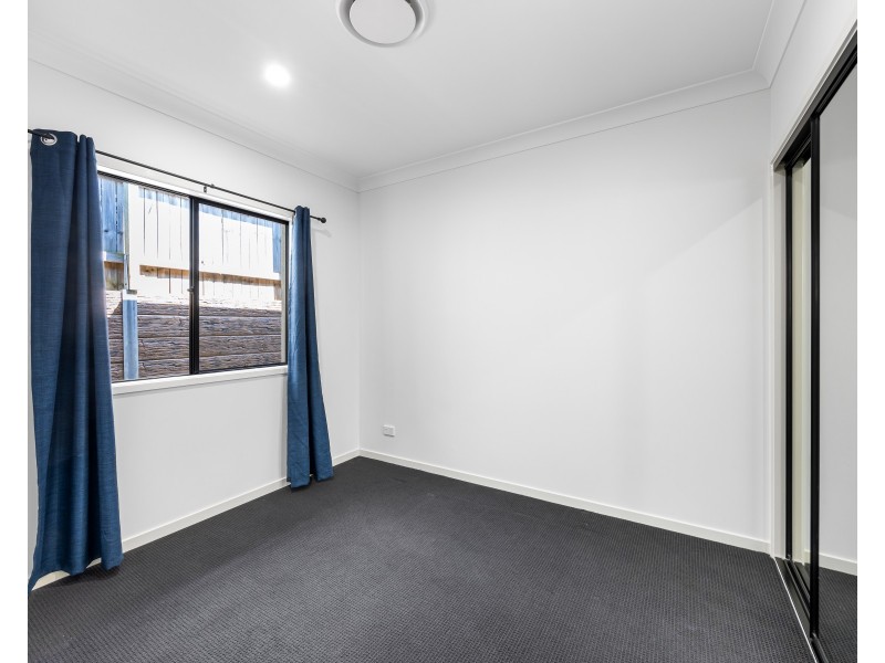 31 Stanicki Circuit, Bellbird Park QLD 4300