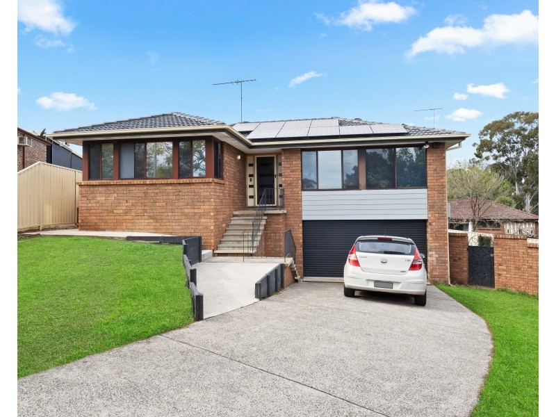 4 Boz Place, Ambarvale NSW 2560