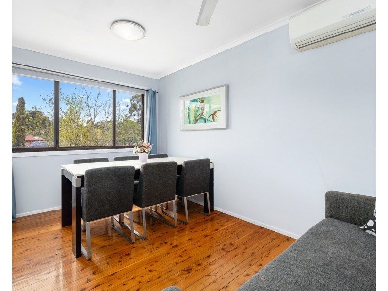4 Boz Place, Ambarvale NSW 2560
