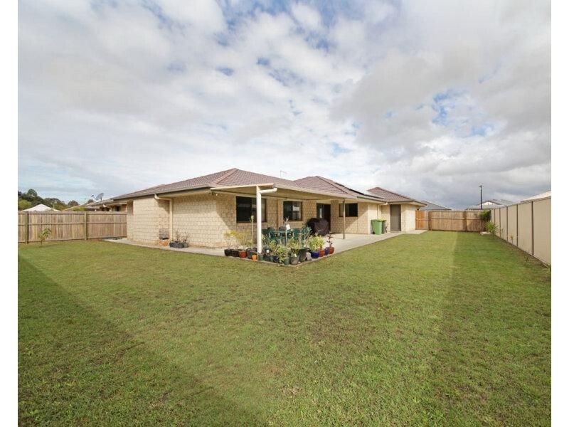 16 Hopkins Chase, Caboolture QLD 4510