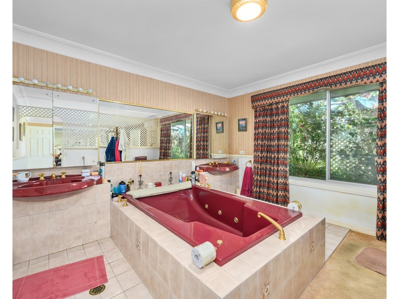 68 Currey Road, Wongawallan QLD 4210