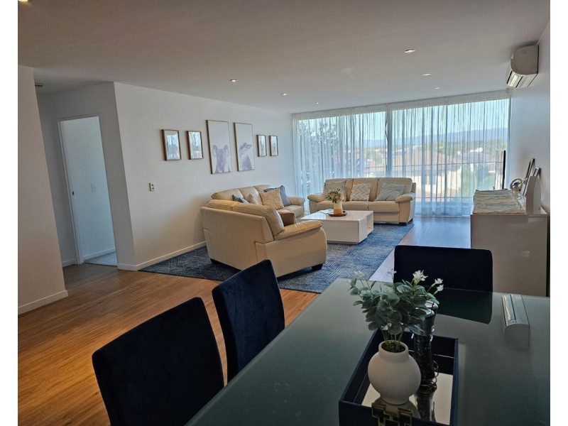 Hope Island QLD 4212