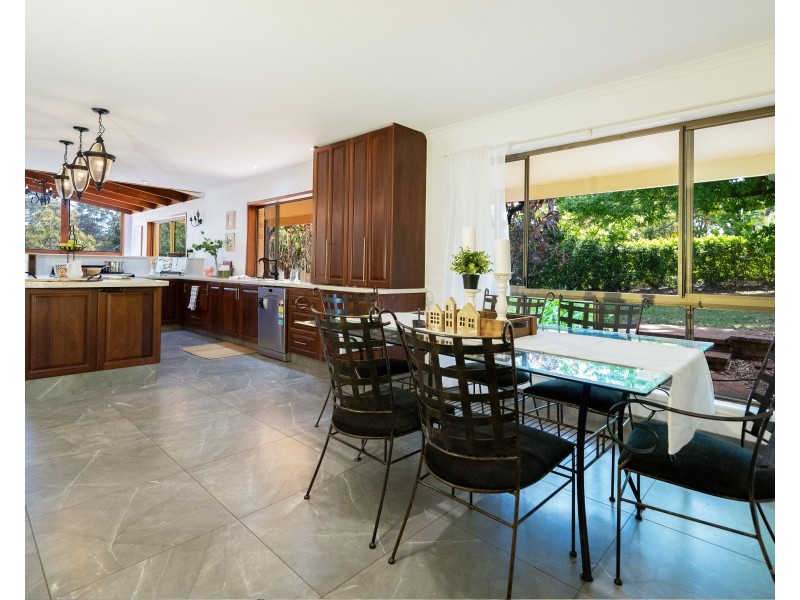 9 Ocola Court, Tamborine Mountain QLD 4272