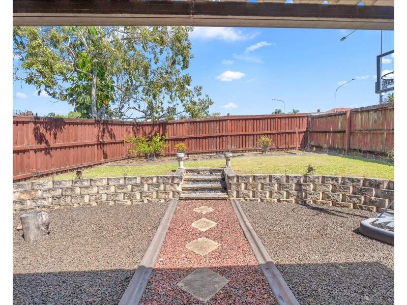 10 Richards Close, Durack QLD 4077
