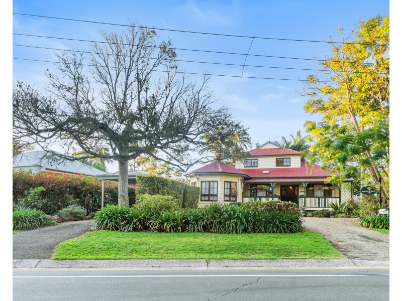 8 Wongawallan Road, Tamborine Mountain QLD 4272