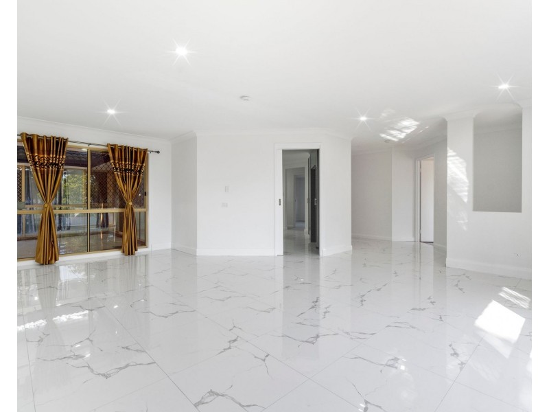 70 Durrang Street, Durack QLD 4077