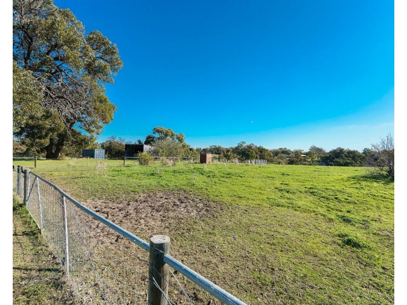 7781 West Swan Road, Henley Brook WA 6055