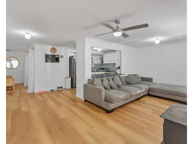 17-19 Botany Court, Park Ridge South QLD 4125