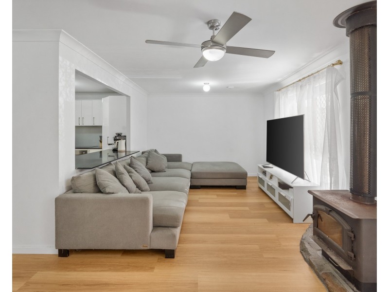17-19 Botany Court, Park Ridge South QLD 4125