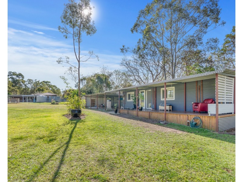 17-19 Botany Court, Park Ridge South QLD 4125