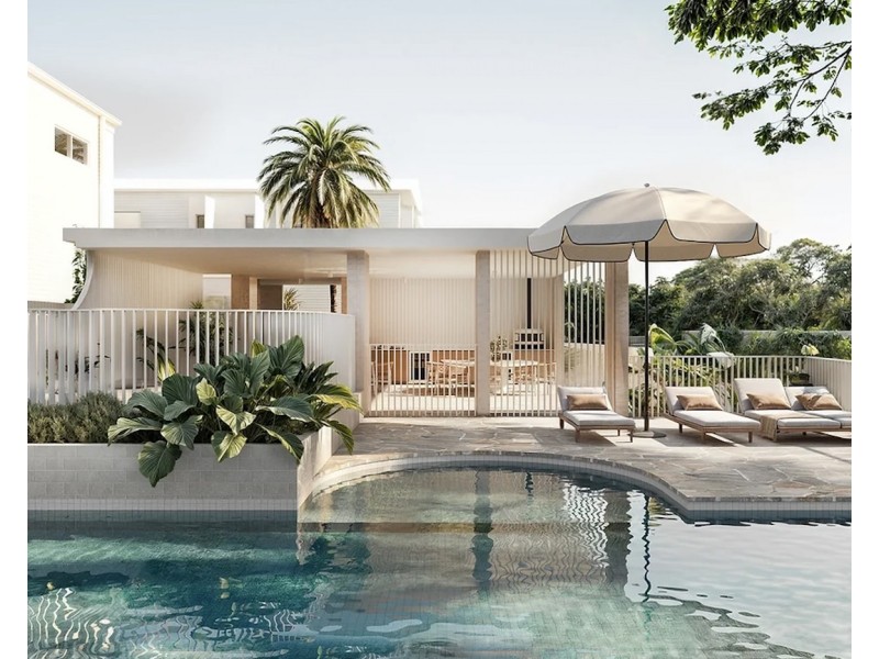 103 Olsen Avenue, Labrador QLD 4215