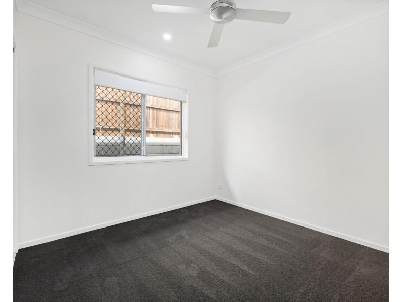 5 Ivanhoe Street, Spring Mountain QLD 4124