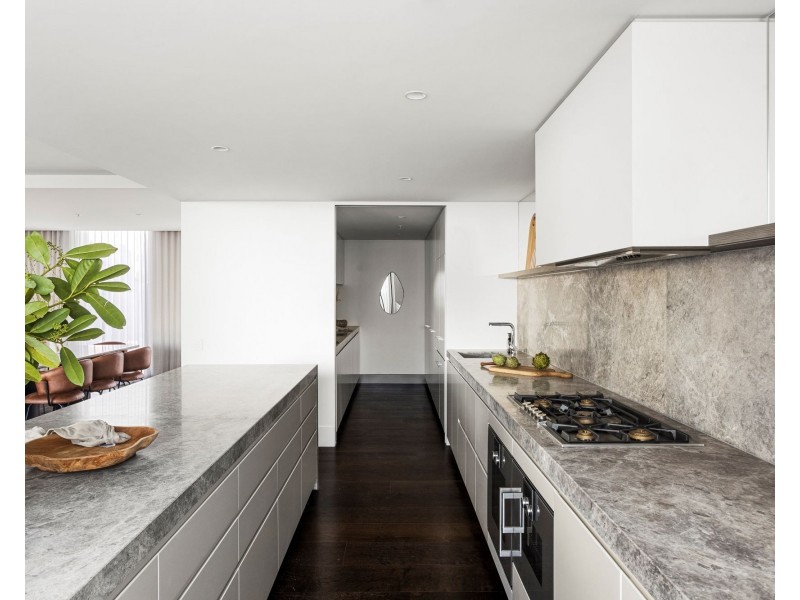 2604/259 Normanby Road, South Melbourne VIC 3205