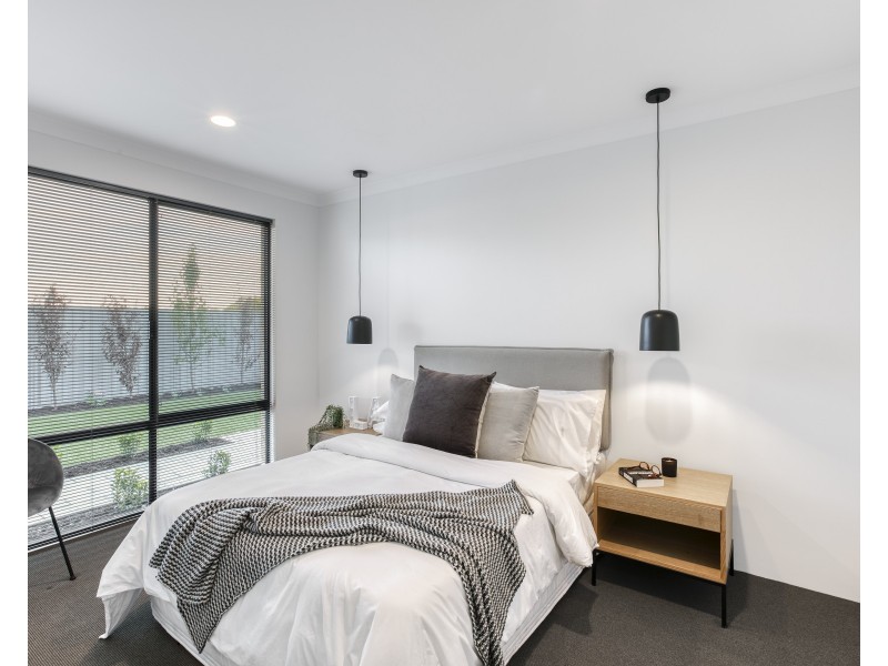 1089  Rosewood Ave, South Yunderup WA 6208
