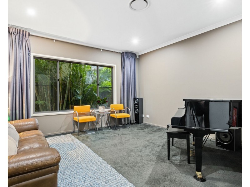 118 Ridgeview Street, Carindale QLD 4152