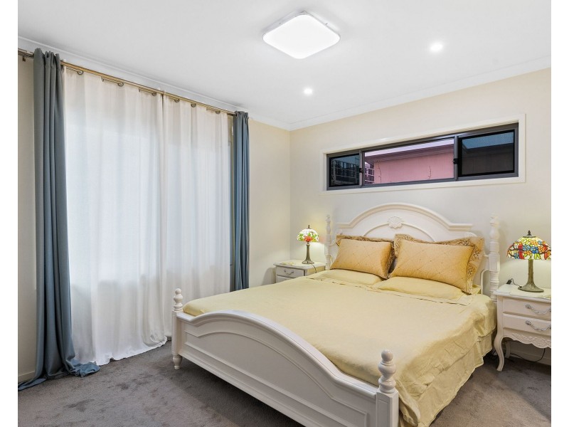 118 Ridgeview Street, Carindale QLD 4152