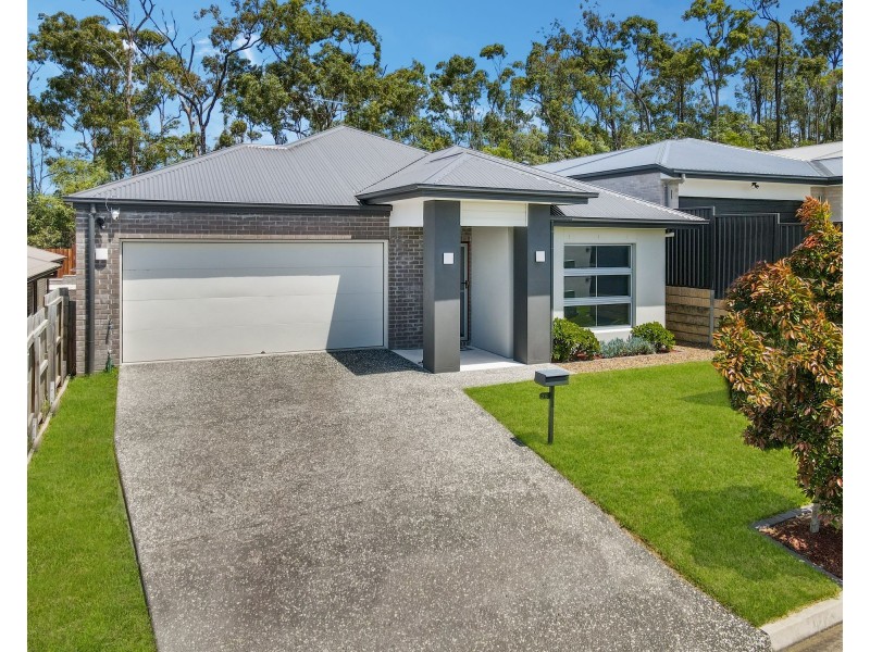 76 Samford Drive, Holmview QLD 4207