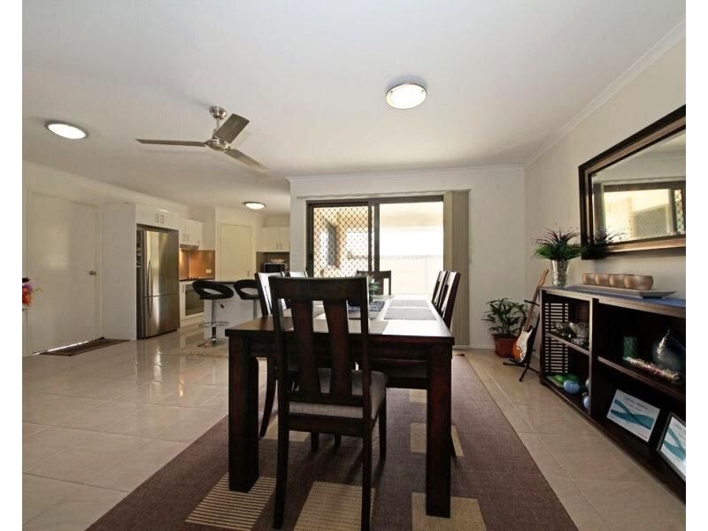 16 Hopkins Chase, Caboolture QLD 4510