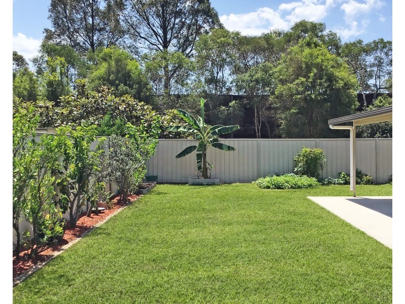 16 Hopkins Chase, Caboolture QLD 4510
