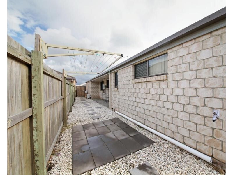16 Hopkins Chase, Caboolture QLD 4510