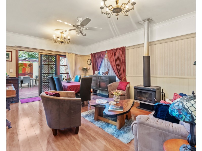 8 Wongawallan Road, Tamborine Mountain QLD 4272