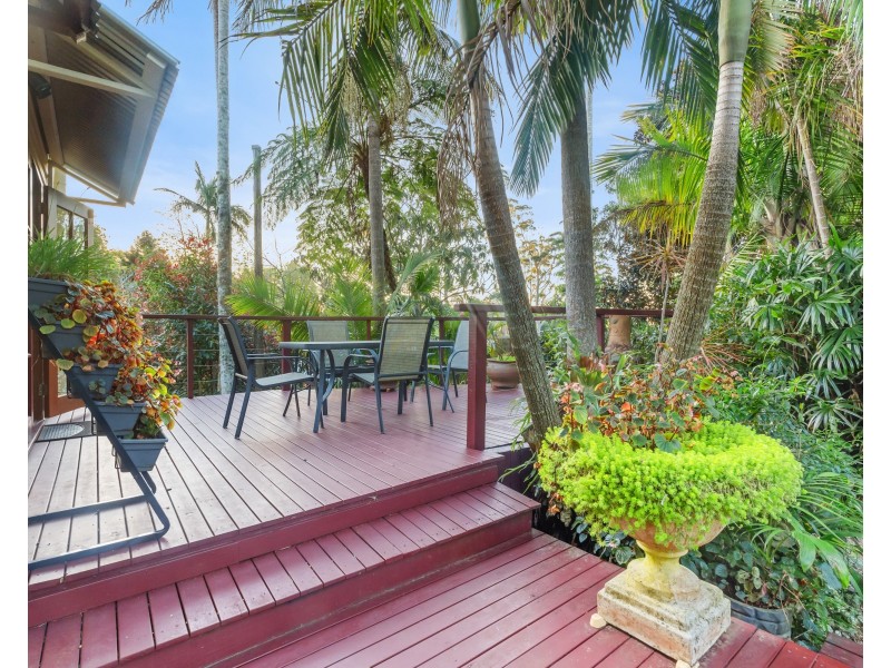 8 Wongawallan Road, Tamborine Mountain QLD 4272