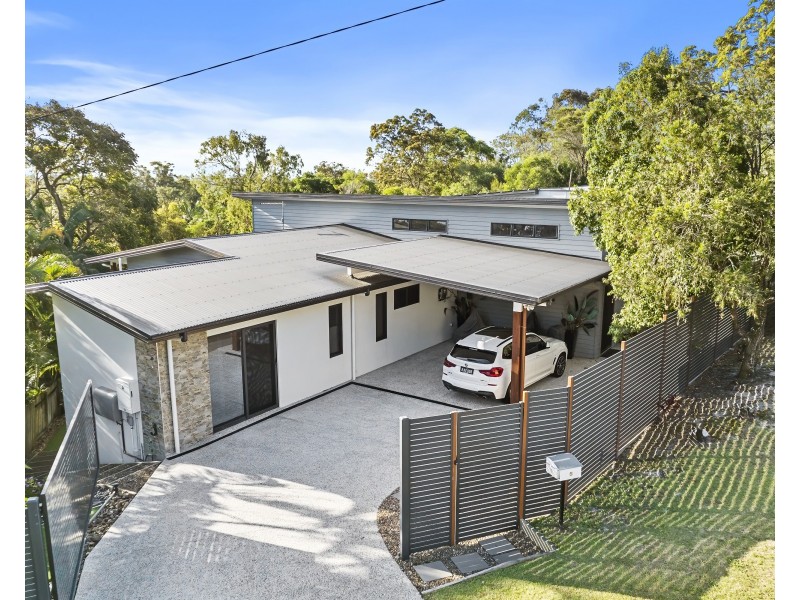 5 Arkana Drive, Noosa Heads QLD 4567