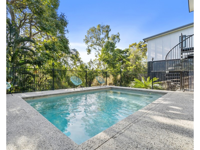 5 Arkana Drive, Noosa Heads QLD 4567