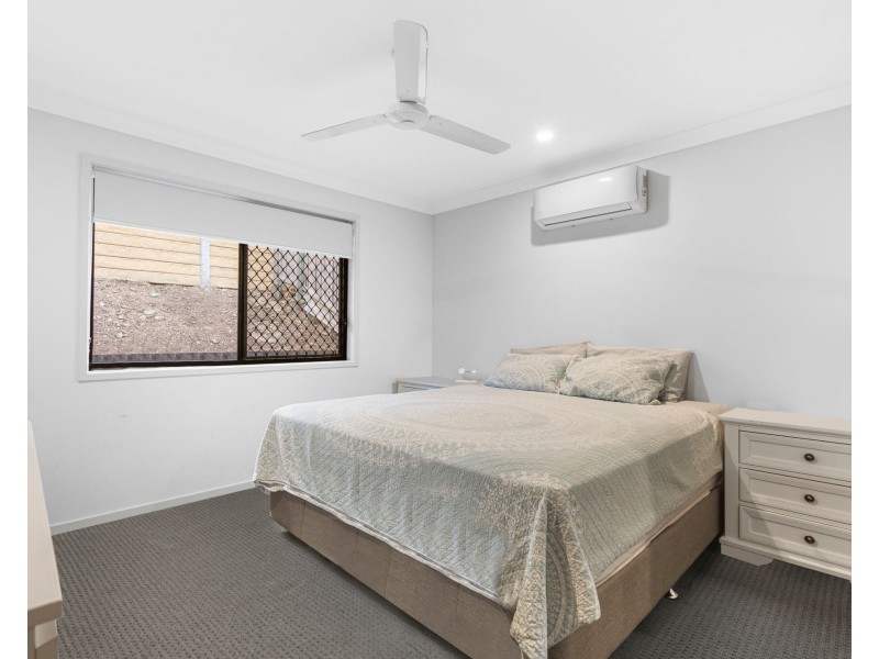 20 Samford Drive, Holmview QLD 4207