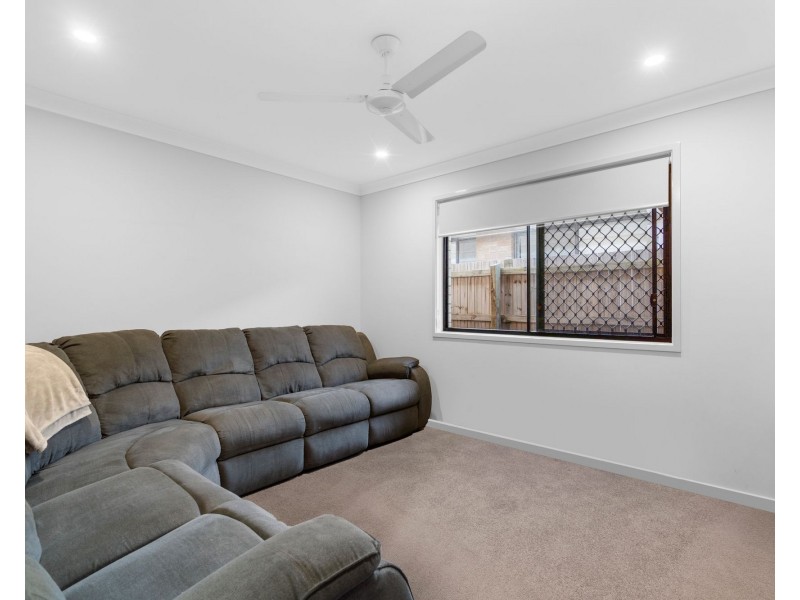 20 Samford Drive, Holmview QLD 4207