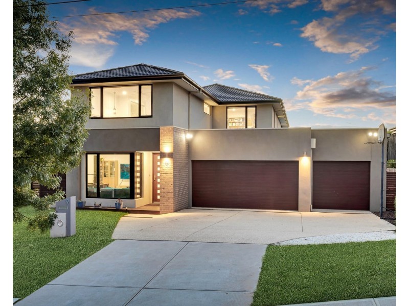 9 Sartina Place, Wandin North VIC 3139