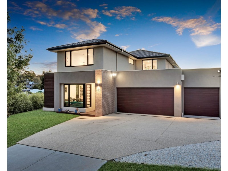 9 Sartina Place, Wandin North VIC 3139