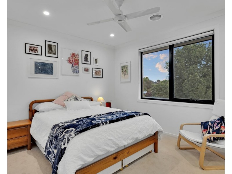 9 Sartina Place, Wandin North VIC 3139