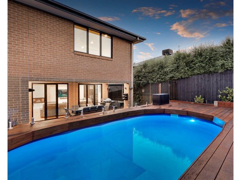 9 Sartina Place, Wandin North VIC 3139