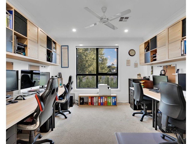 9 Sartina Place, Wandin North VIC 3139