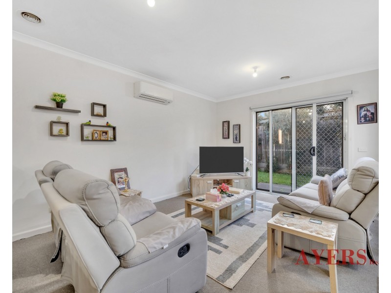15/4 Young Road, Hallam VIC 3803