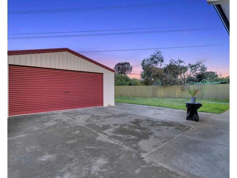 12 Warming Street, Parafield Gardens SA 5107
