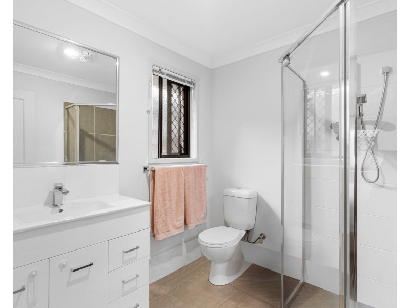 20 Samford Drive, Holmview QLD 4207