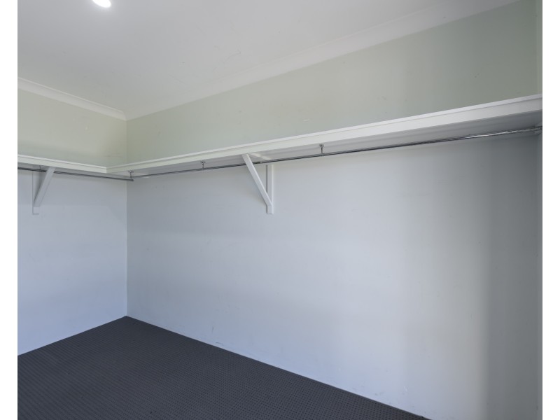 76 Yangtze Avenue, Southern River WA 6110