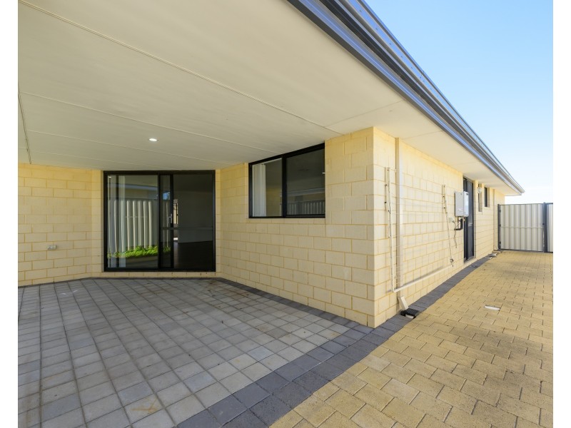 76 Yangtze Avenue, Southern River WA 6110