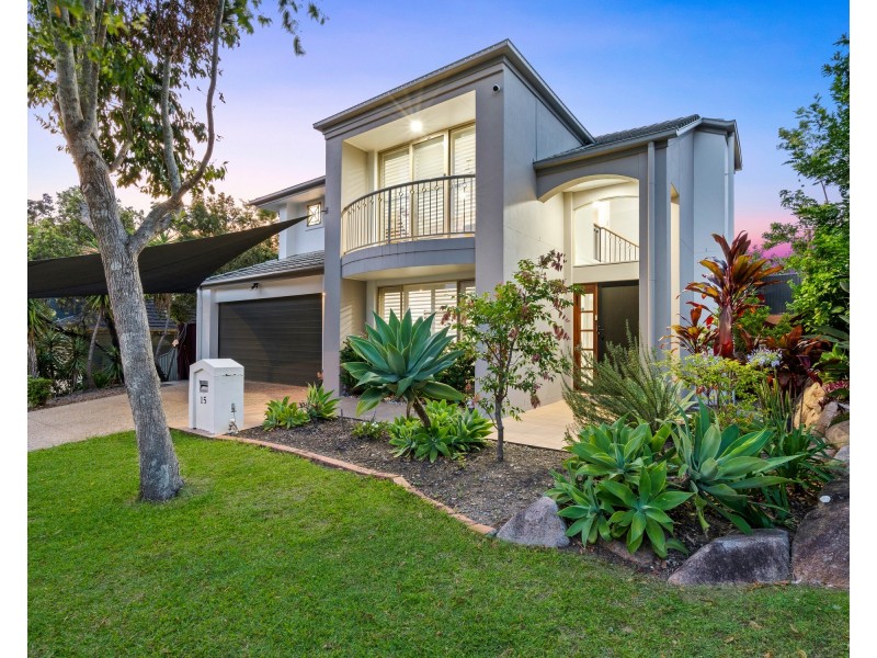 15 Rhiannon Drive, Ashmore QLD 4214
