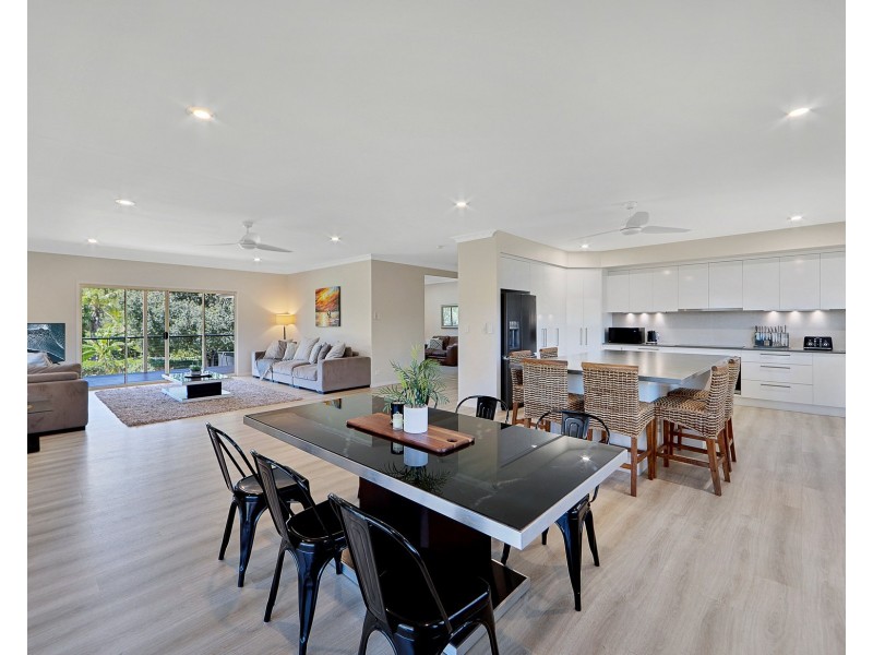 30 Pandanus Drive, Dundowran Beach QLD 4655